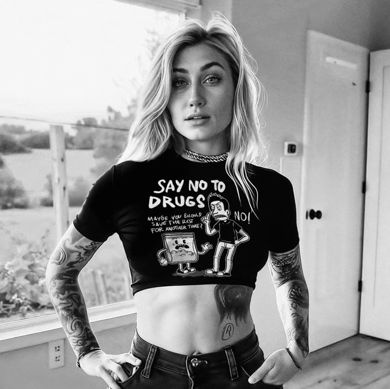 Women’s ’Say No to Drugs’ Crop Top - Death